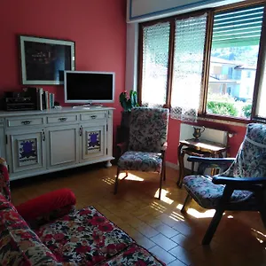 Il Semaforo A Due Passi Dal Centro Di Appartamento Pietrasanta