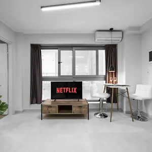 https://we-stay-apartments-the-luxury-suites.hotels-of-thessaloniki.com